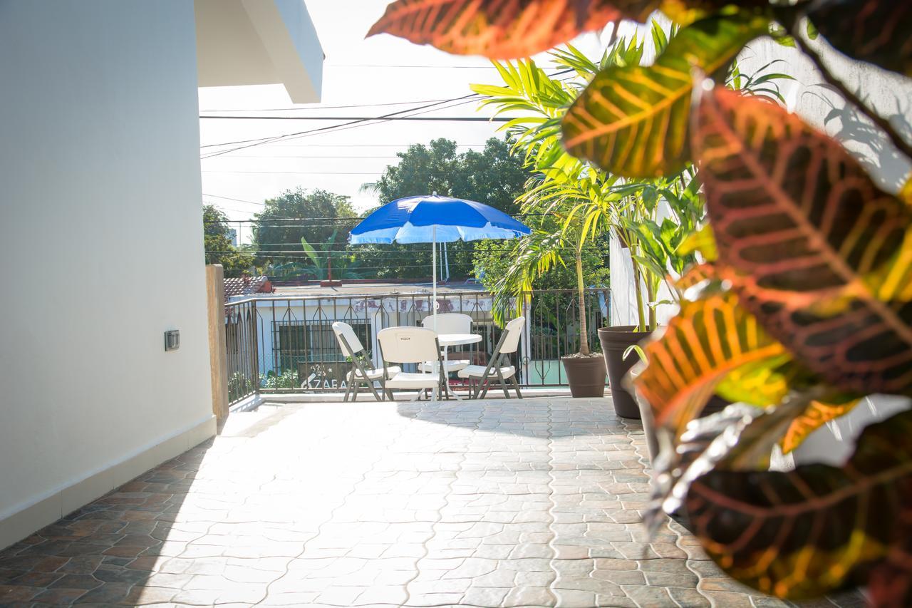 Vacation Rental - Upper Floor Room At Casa Cocoa Cozumel Exterior photo